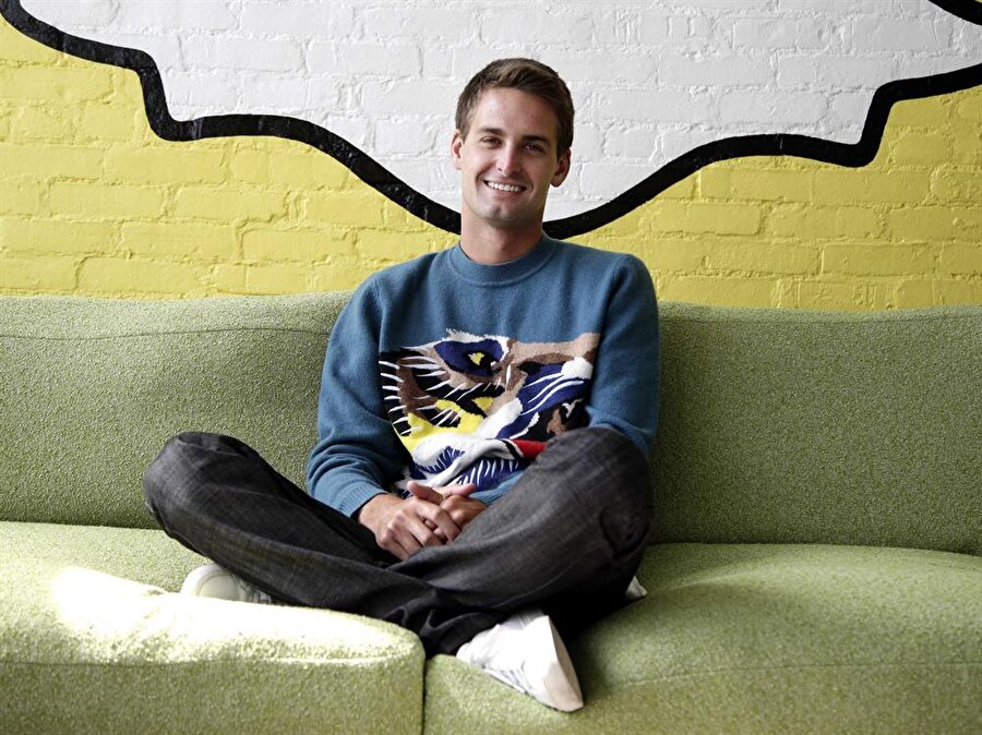 Snapchat'in kurucu ve sahibi Evan Spiegel kimdir? İşte Spiegel'in başarı  hikayesi