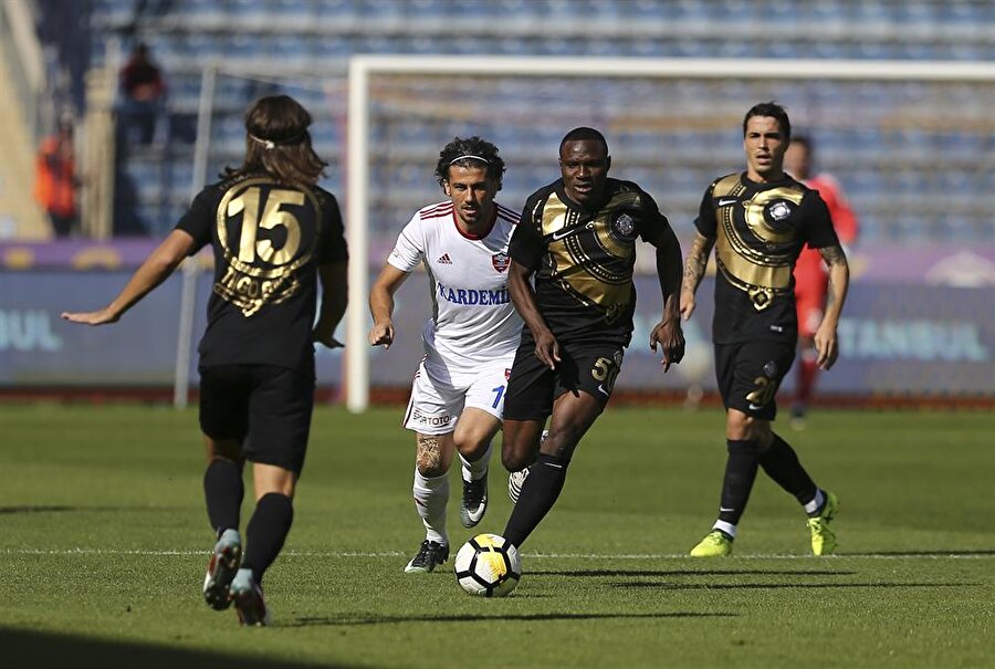 Osmanlıspor evinde farka koştu: 3-0