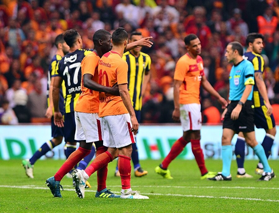 Galatasaray, Fenerbahçe derbisinde sezonun ilklerini yaşadı