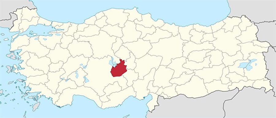 Aksaray

                                    
                                    
                                    
                                    1989‘da il olan Aksaray, Niğde'den ayrılarak il statüsü kazanmıştır. Türkiye'nin 68. ili olan Aksaray yaklaşık 400 bindir.
                                
                                
                                
                                