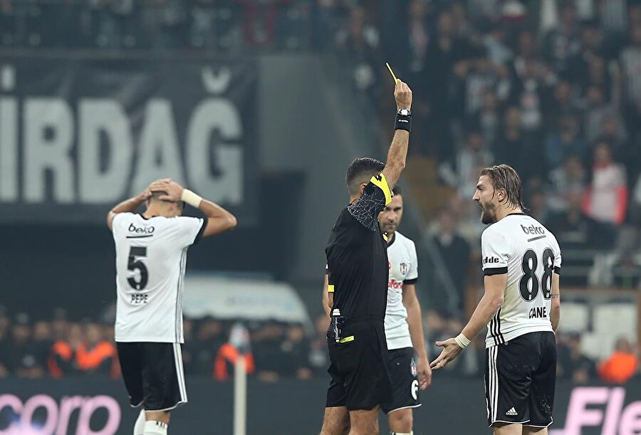 Beşiktaş Yönetimi'nden Caner kararı: Para cezasına çarptırılacak