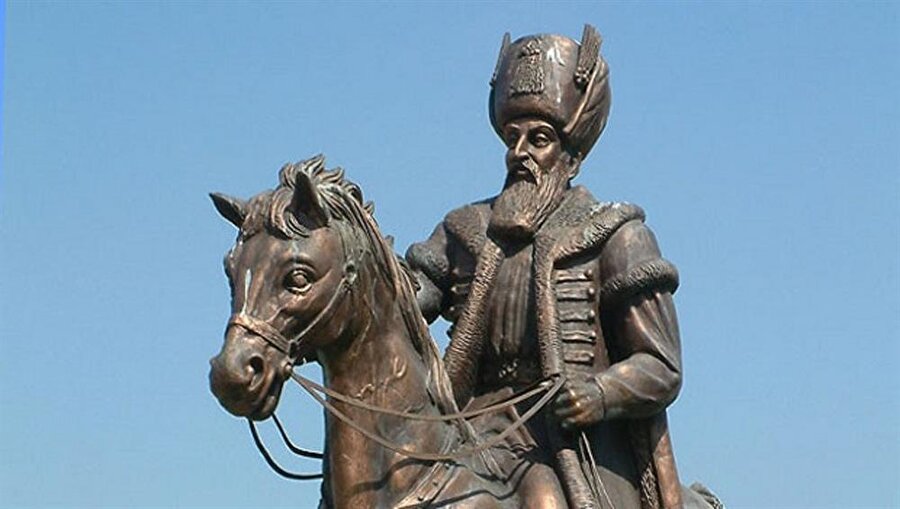 Zigetvar Kuşatması

                                    
                                    Kanuni Sultan Süleyman 1 Mayıs 1566'da, yaklaşık 13 yıl aradan sonra, 72 yaşında 13. seferine Zigetvar Kuşatmasına çıktı.
                                
                                