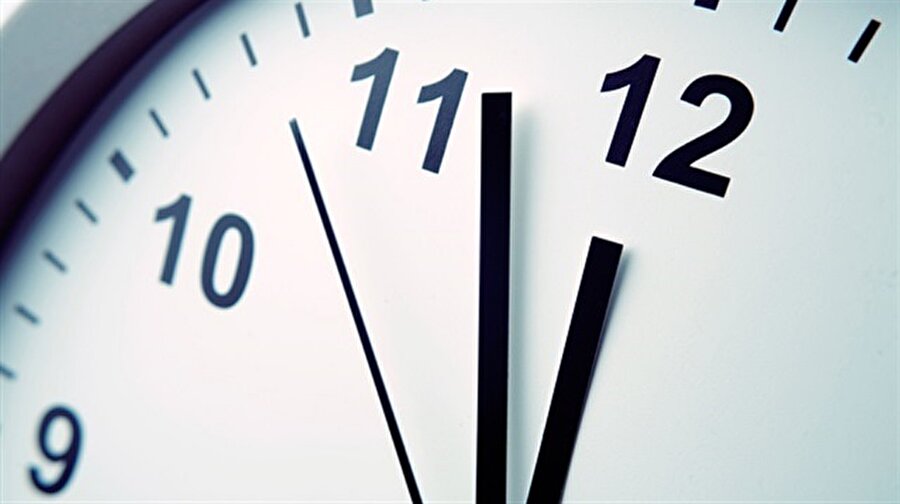 Sürekli yaz saati uygulaması 2018’de kaldırılıyor!
Bakanlar Kurulu kararıyla Resmi Gazete'de yayınlanan uygulamanın 28 Ekim 2018 Pazar günü saat 04.00'ten itibaren bütün yurtta saatlerin bir saat geri alınacağı açıklandı.