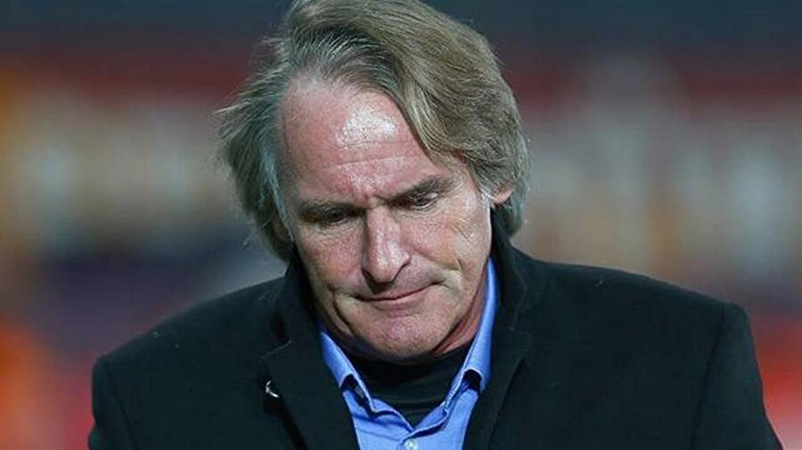Riekerink internetten iş arıyor