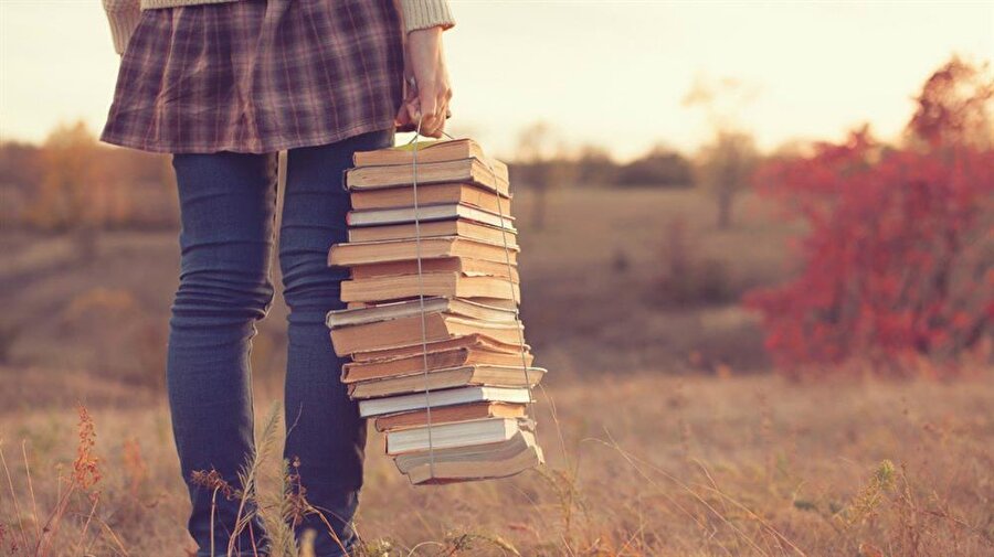  Kitapları toplu olarak satın alın

                                    
                                    Kitaplara harcadığınız para kendinize yaptığınız en iyi yatırımdır. Kitapları okumadığınız takdirde sadece para kaybı olacaktır.
                                
                                
