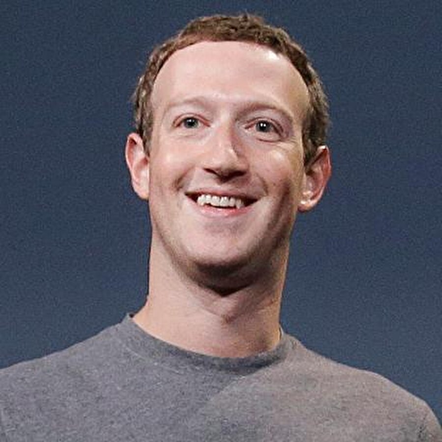 Mark Zuckerberg

                                    
                                    69.6 milyar dolar – 33 yaşında – Facebook kurucusu
                                
                                