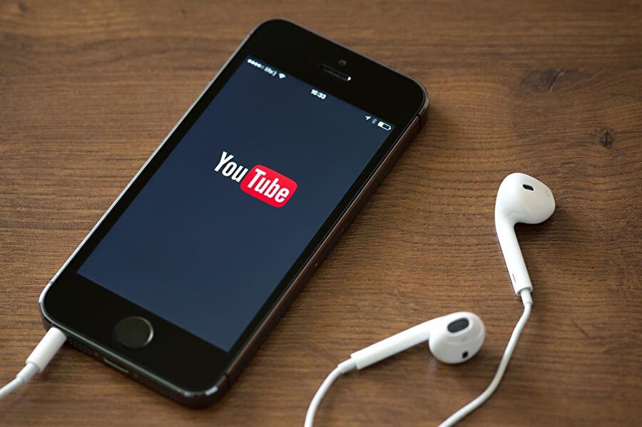 YouTube batarya yemeye devam ediyor. 