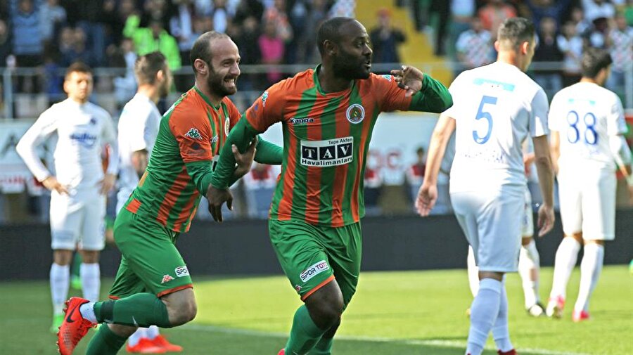 ​Beşiktaş'tan Vagner Love hamlesi