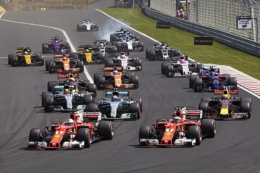 Formula 1'de sezonun 19. yarışı koşulacak

                                    
                                    Formula 1 Dünya Şampiyonası'nda sezonun 19. yarışı Brezilya Grand Prix'si koşulacak.
                                
                                