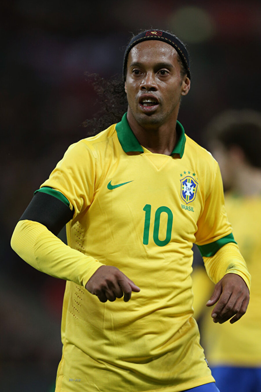 
                                    
                                    
                                    Barcelona’nın oyun yapısı tamamen Ronaldinho etrafında planlanıyordu. Ancak 2006 yılında Almanya’da düzenlenen Dünya Kupası’nın ardından Ronaldinho hiçbir zaman eski günlerine dönemedi.
                                
                                
                                