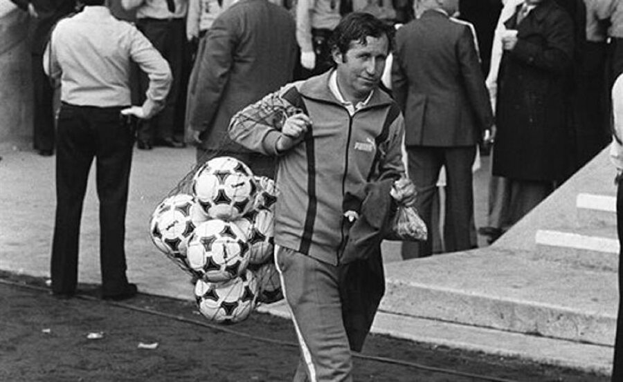 Ferguson'un kıskandığı adam: 44 yıl boynca Auxerre'i çalıştıran Guy Roux