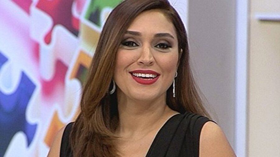 Tanımakta zorlandılar!
İzdivaç programı sunucularından Zuhal Topal'ın henüz daha küçük bir kız çocuğuyken siyah önlükle çektirdiği fotoğrafı gören takipçileri, onu tanımakta zorlandı.