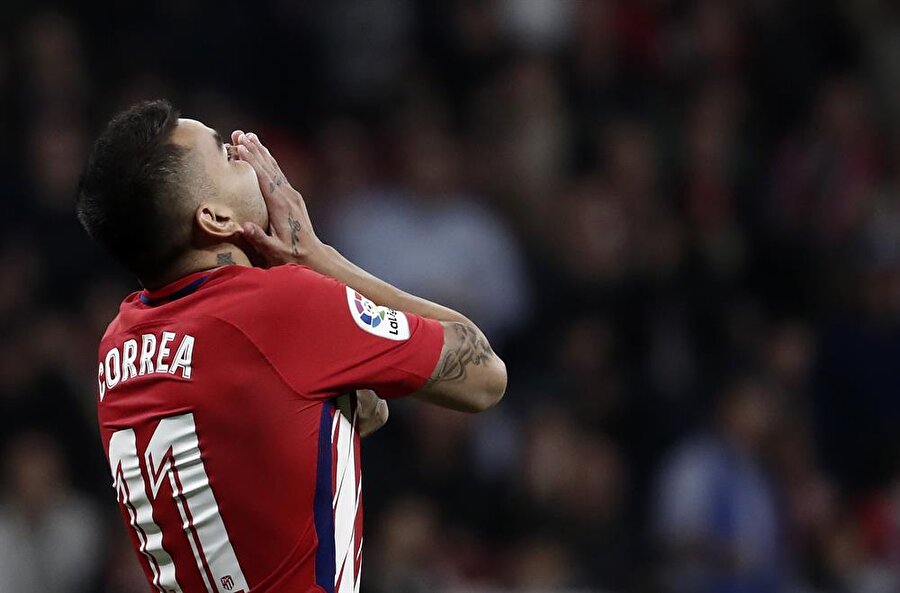 Madrid derbisi Barcelona'nın yüzünü güldürdü