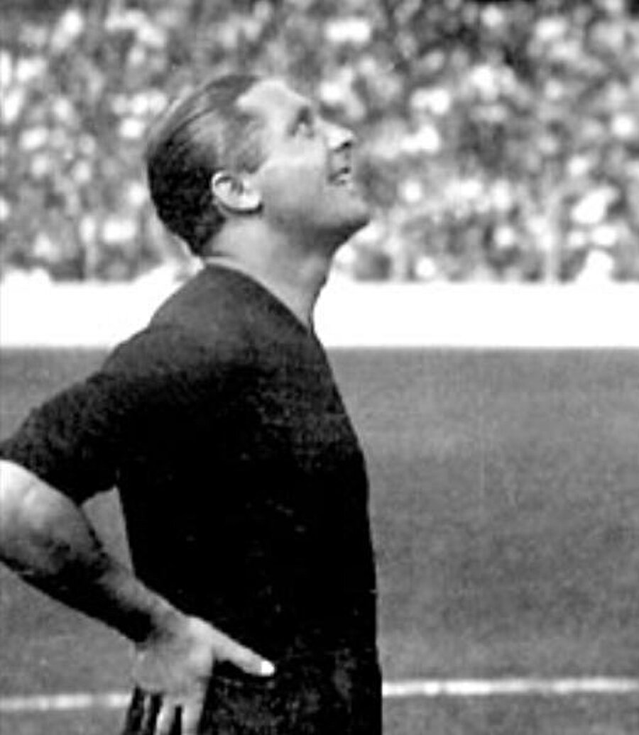 Ünlü spor adamı 1955-1957 yılları arasında Inter'i çalıştırdıktan sonra bu alanda da kariyerine son verdi. 