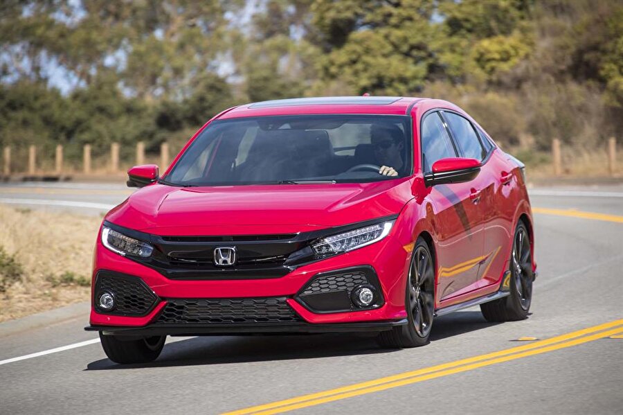 Honda 255 bin aracını geri çağıracak 

                                    
                                    
                                    Japon araç üreticisi Honda, sitesinden yaptığı açıklamada 2013- 2017'de üretilen Spirior ve Elysion modellerini de kapsayan 254 bin 650 aracın geri çağırılacağını bildirdi. Geri çağırma işleminin Ocak 2018’de başlayacağı ifade edilen açıklamada, açma ve kapama sırasında hareket eden tuşların zamanla hasar gördüğüne vurgu yapılarak bu sorunların ücretsiz onarılacağı belirtildi.
                                
                                
                                