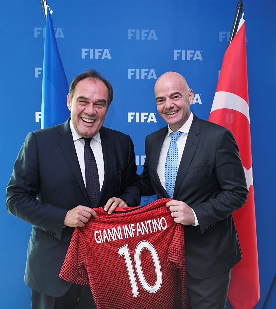 FIFA Futbol Zirvesi İstanbul'da başlıyor
