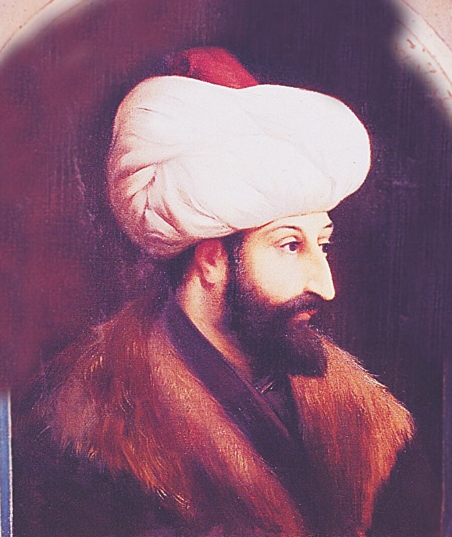 2.Mehmed Han (Fatih Sultan Mehmed Han)
Kabri, Fatih'te, Fatih Camii bahçesindeki türbesindedir.