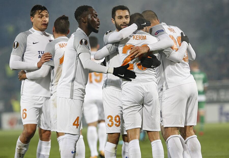 Başakşehir ilk Avrupa Ligi galibiyetini aldı
