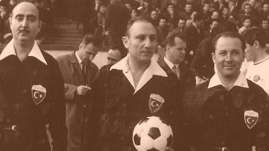 
                                    
                                    Doğan Babacan 30 Kasım 1929'da İstanbul'da dünyaya geldi. Küçük yaşta futbola merak saran Babacan, 1946 yılında Beşiktaş Genç Takımı'nda forma giydi. 
                                
                                