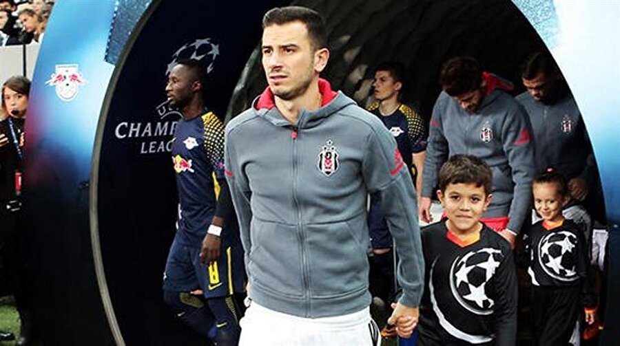 İki Avrupa kulübü Oğuzhan'n peşinde!