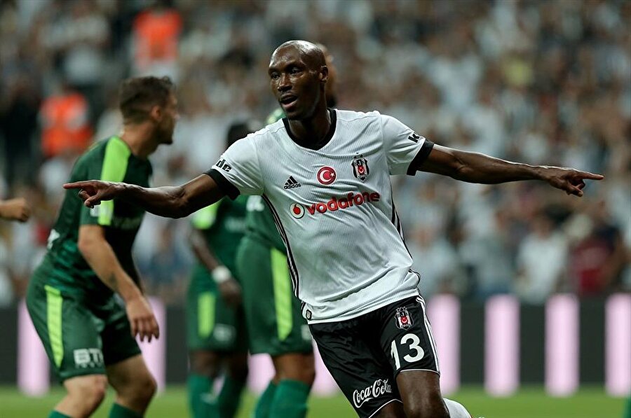Beşiktaş Atiba ile görüşmelere başladı: Teklif 1 yıllık