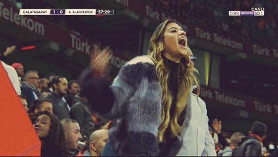 Ursula'nın 'Kafa kesme' hareketinin sırrı çözüldü!