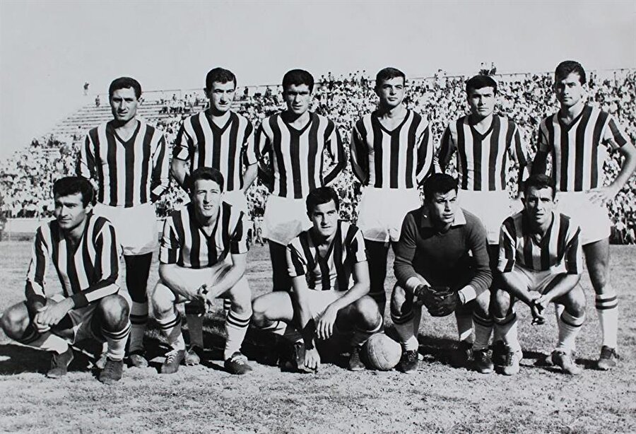 1.Futbol Ligi’ndeki en uzun sezon 1962-1963 sezonunda oynandı. 1962-63 sezonu aynı zamanda Milli Lig’in 5. sezonuydu.(Fenerbahçe'nin 1962-63 kadrosu)