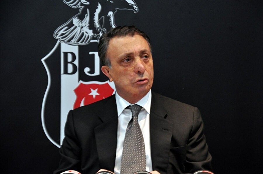 Ahmet Nur Çebi'den tarihi jest