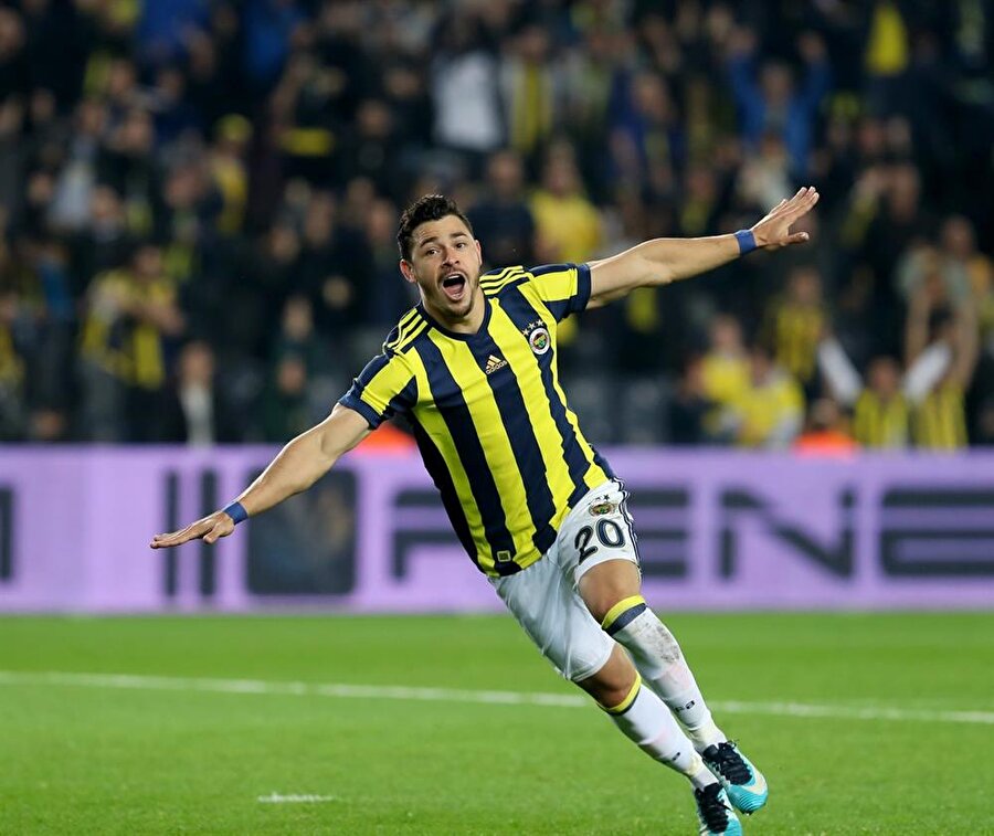 Fenerbahçe'de zirve yürüyüşü devam ediyor!