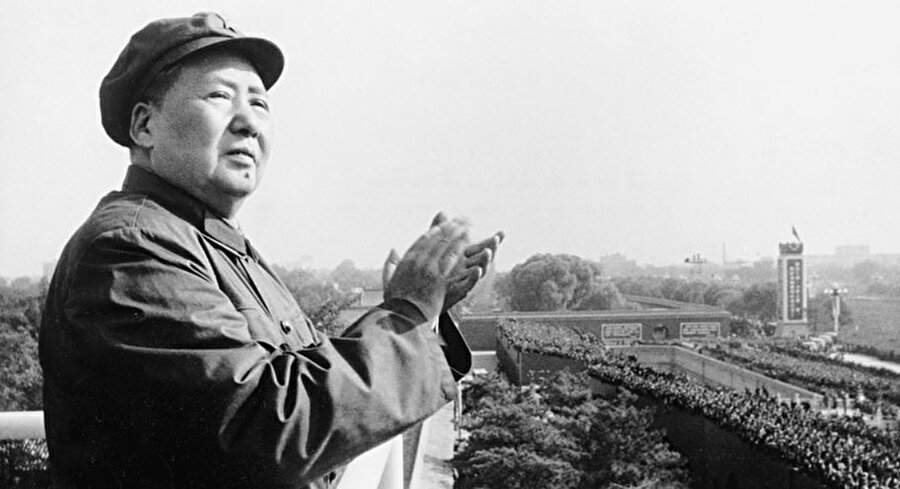 Komünistlerin kazandığı iç savaş sonrası 1949 yılında bağımsız olan Çin’de hakim olan ‘Mao etkisine’ Pot'u da etkiledi. Ülkesine döndükten sonra bunları uygulamaya geçirmek istedi ama bunu nasıl yapacaktı?

                                    
                                    
                                
                                