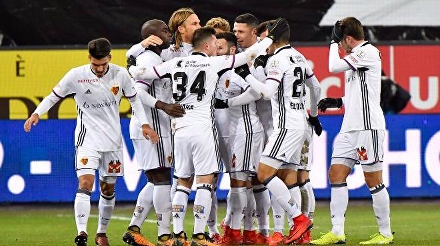 Basel
Basel, A Grubu mücadelesinde Benfica'yı 2-0 mağlup etti ve 12 puanla grup ikincisi oldu.