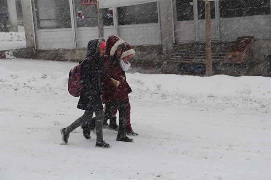 6 ilde okullar tatil edildi.