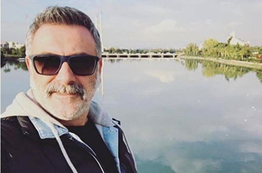 Fotoğraflarını sosyal medyadan paylaştı
Saç ektiren sanatçı, son halini Instagram'dan paylaştı. Tunçalp'i görenler "Abi bu sen misin?!" şeklinde tepkiler vermeye başladı.