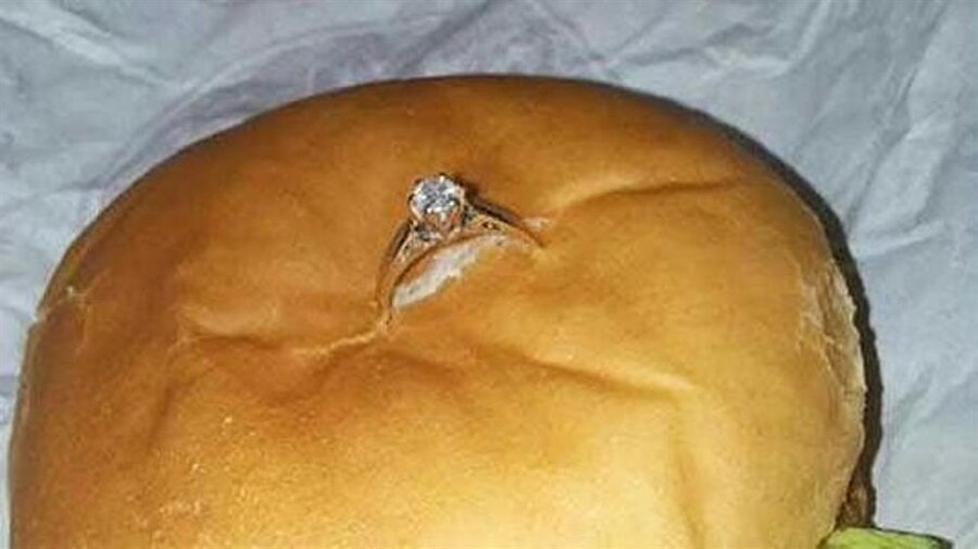 Ekmek arası evlilik teklifi
Nimeti bu işlere karıştırmasak?