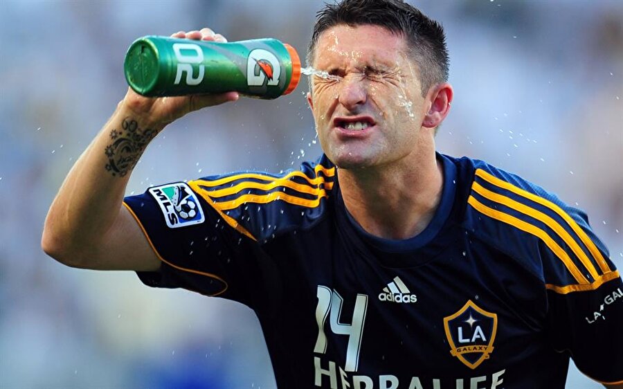 Futbolcuların su içmesi neden yasaklandı?