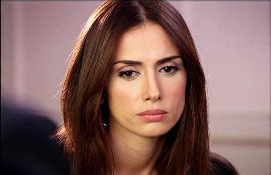 Ateş püskürdü!

                                    Şarkıcı Mustafa Sandal'la 2008 yılından bu yana evli olan şarkıcı Emina Sandal, sosyal medya hesabından gelen iddialara ateş püskürdü. 
                                