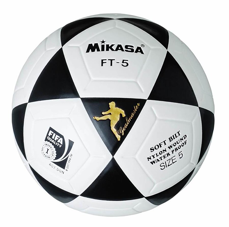 İlk olarak toplardan başlayalım

                                    Bir mahalle maçı efsanesi olarak Mikasa marka futbol topu. Çocukluğunu 90'larda yaşamış adamlar için o dönemde Mikasa dünyanın en iyi futbol topuydu. Başka bir mahalle efsanesine göre Hagi ve Hami gibi toplara çok sert vuran efsane futbolcular antrenmanda bu topla çalışırlardı.
                                
