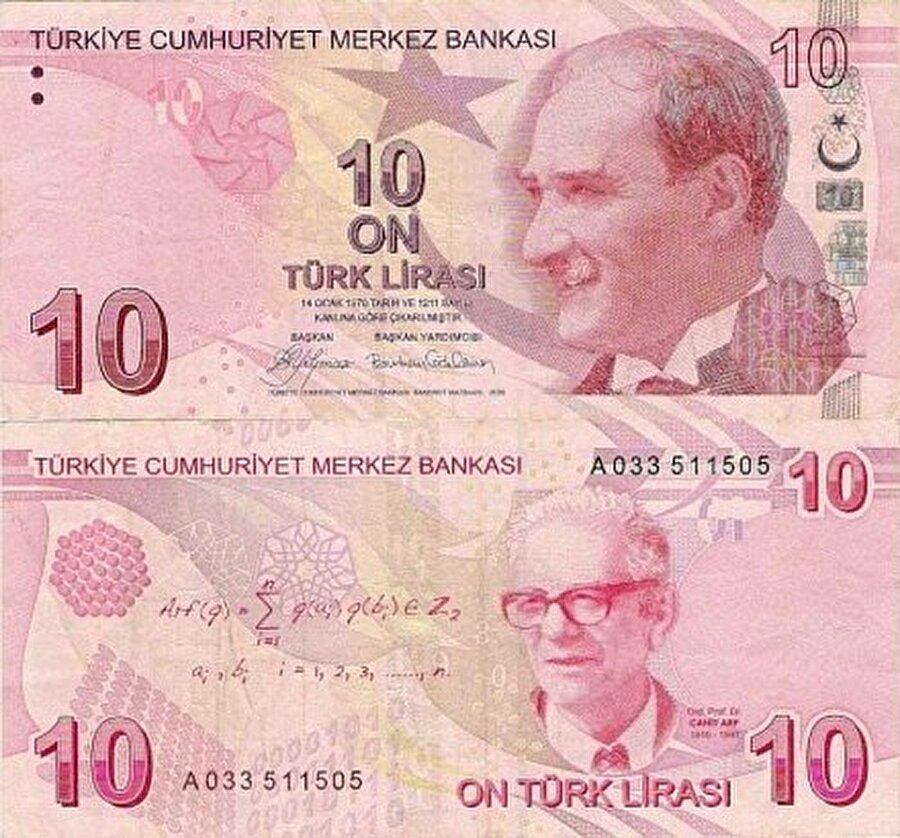 İşte 10 TL'nin arka yüzü!

                                    
                                    
                                    10 TL'nin arkasına Türk matematikçi ve bilim insanı, aynı zamanda TÜBİTAK Bilim Kolu eski başkanı Cahit Arf'in portresi basıldı. 10 TL'lik banknotun ön tarafında  Atatürk portresi, portreyi etrafında  mor ay yıldız figürü, ikili sayı sistemini ifade eden sayılar, içinde Atatürk'ten bir kesit bulunan yedigen şekil bulunuyor. Arka tarafında ise aritmetik diziler, abaküs, sayılar, Arf değişmezinden bir kesit ve ikili sayı sistemini ifade eden sayılar yer alıyor. 
                                
                                
                                