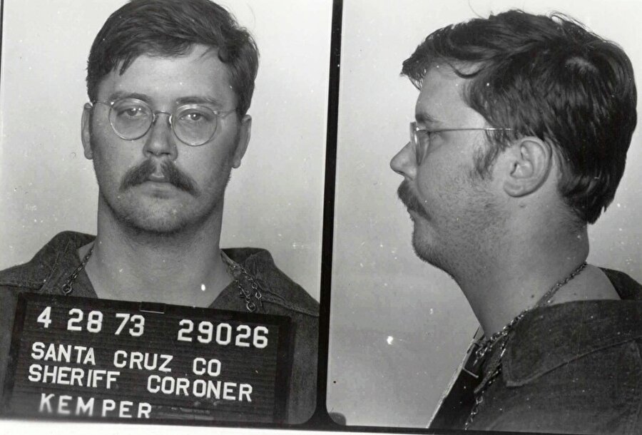 
                                    
                                    
                                    Toplam sekiz cinayetten hüküm verilen  Kemper kendisi hakkında işkenceyle ölüm istedi.
Kemper yargılandığı mahkemede akli dengesinin yerinde olmaması göz önüne alınarak idama değil, ömür boyu hapse mahkum edildi.
                                
                                
                                