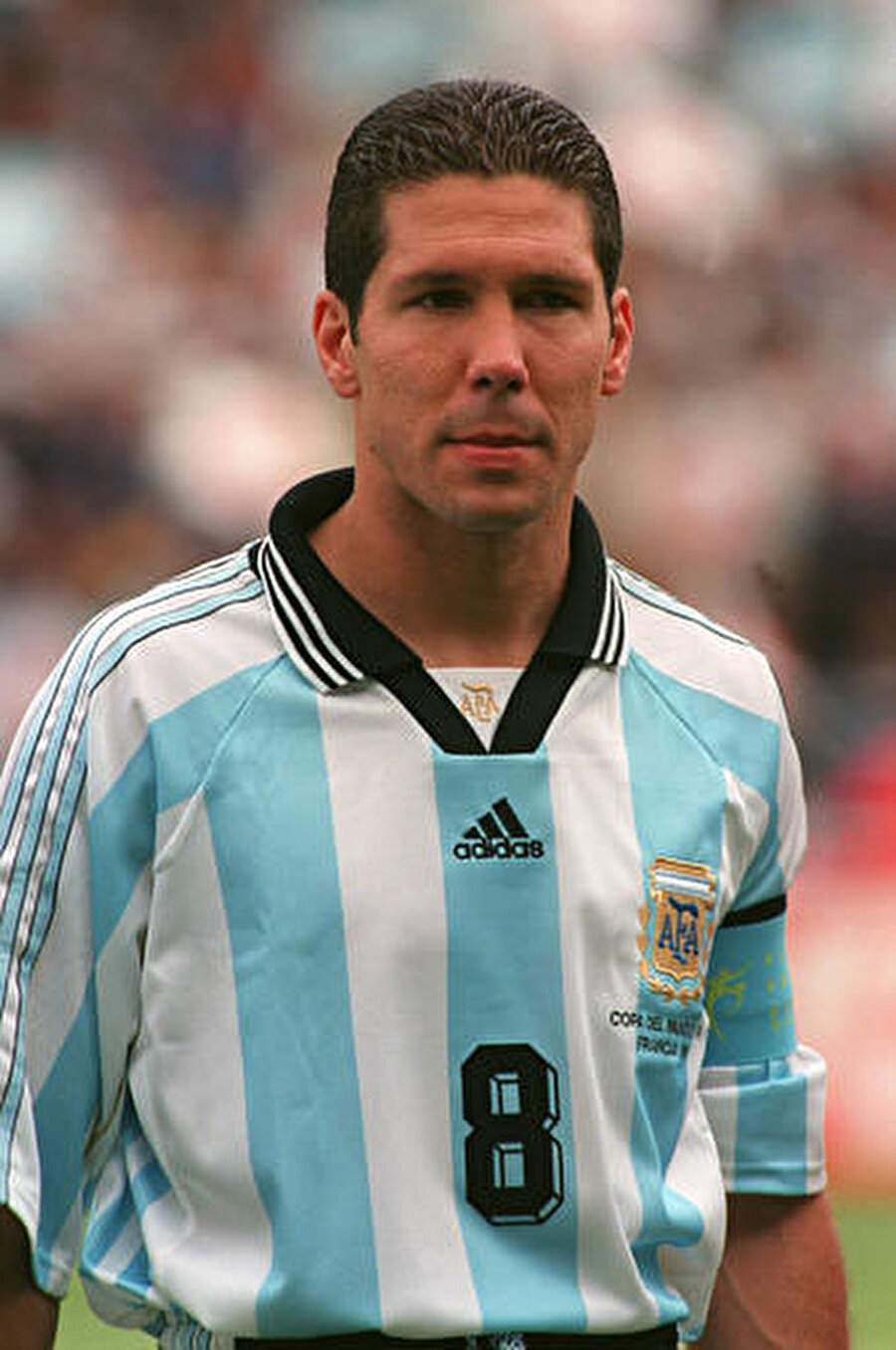 İlk kez 1988'de Arjantin Milli Takımı forması giyen Simeone, 2002'de Tangocuların formasını bıraktı. 