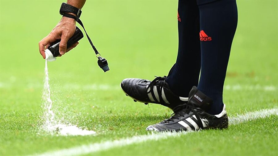 FIFA'nın başı büyük dertte: 100 milyon dolarlık 'sprey' davası