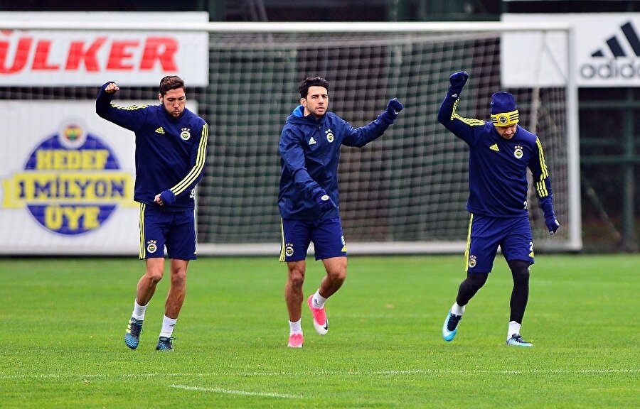 Fenerbahçe'de şok sakatlık: Antrenmanı yarıda bıraktı!