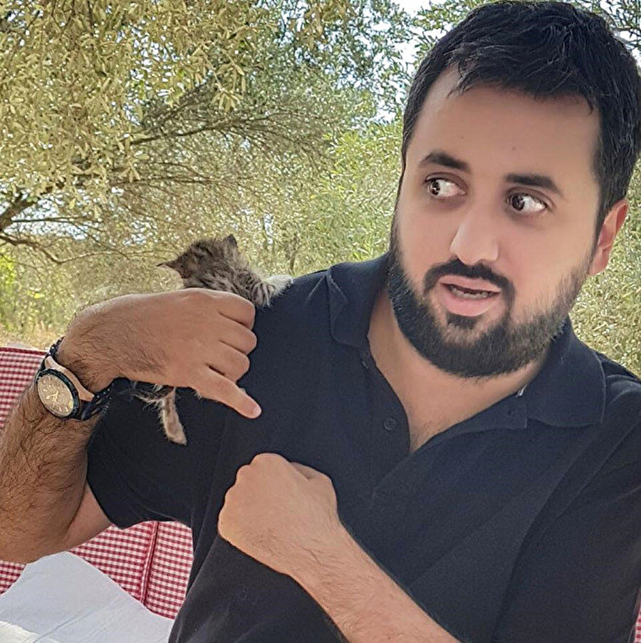 Menajerlik işine başladı
Oyunculuğu bırakan Karikutal, bir oyunculuk atölyesi kurarak menajerlik işine başladı.