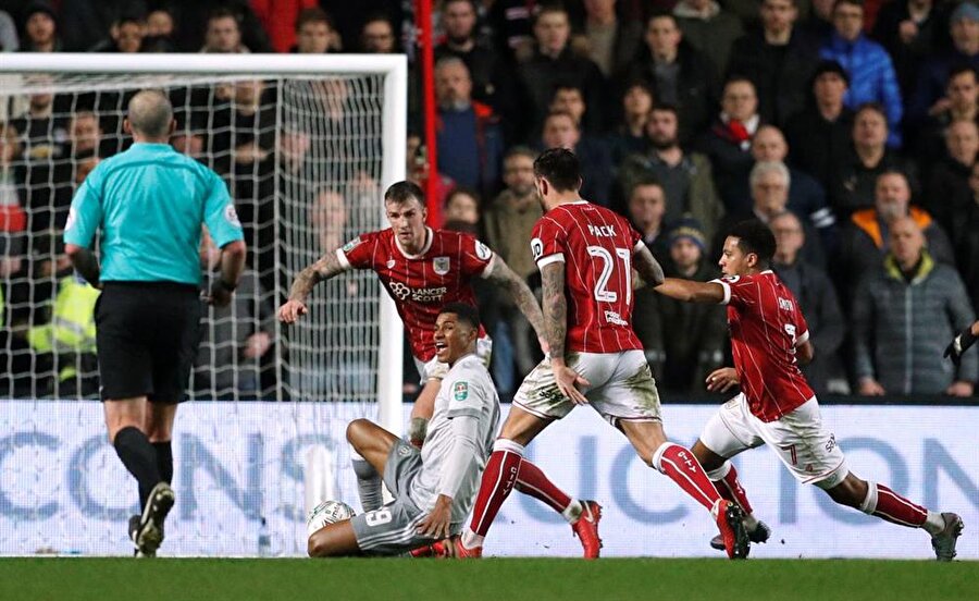 ManU'yu deviren Bristol City'nin bütçesi şoke etti!