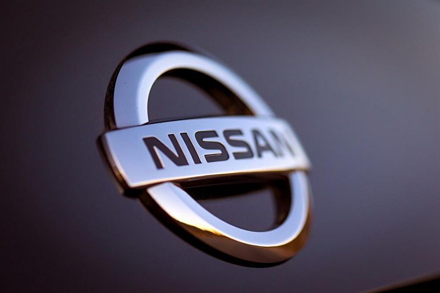 Nissan hacklendi.