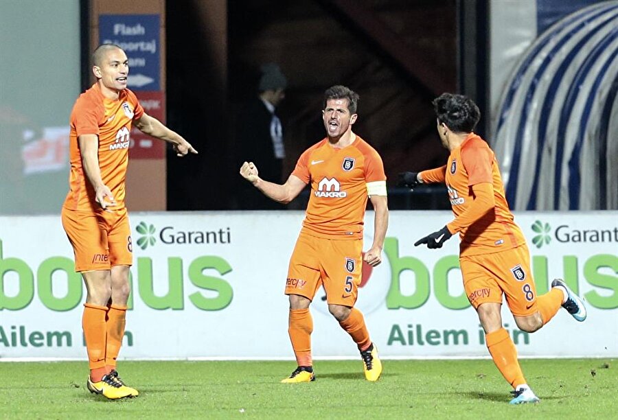 Başakşehir ilk yarıyı lider kapattı