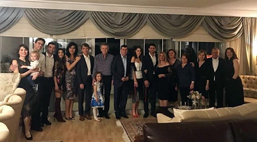 Fenerbahçeli İsmail Köybaşı nişanlandı