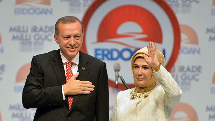 Recep Tayyip- Emine Erdoğan

                                    
                                    
                                    
                                    
                                
                                
                                
                                