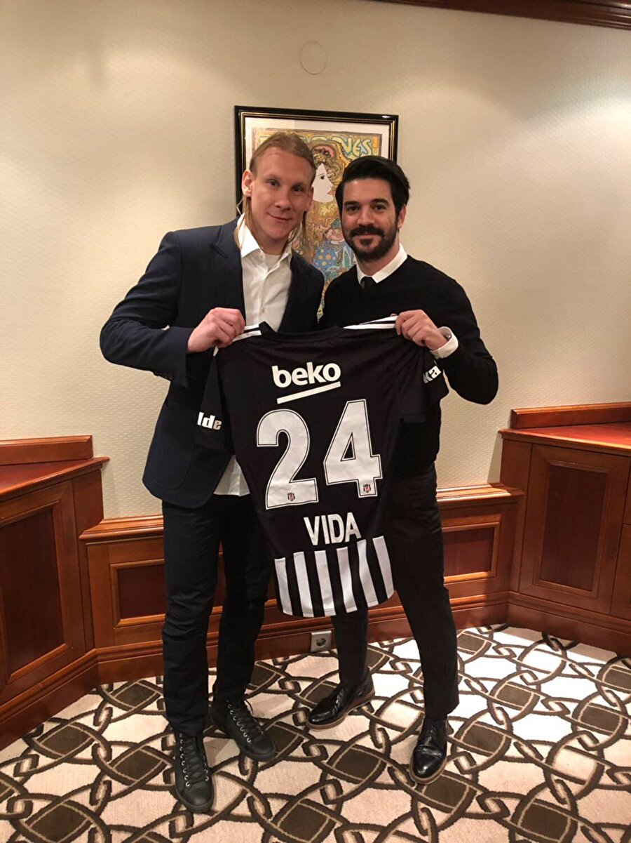  Beşiktaş, Vida transferini resmen açıkladı. 