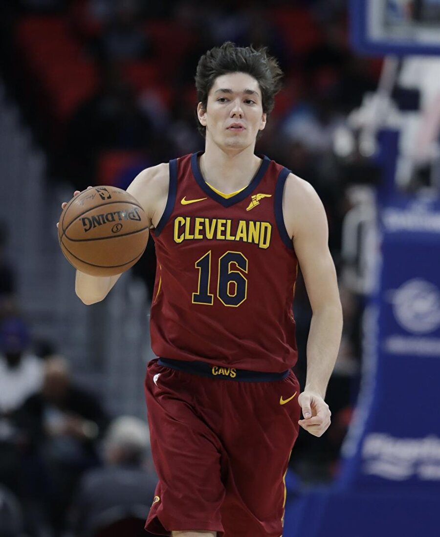 Cedi Osman'dan heyecanlandıran Cenk paylaşımı